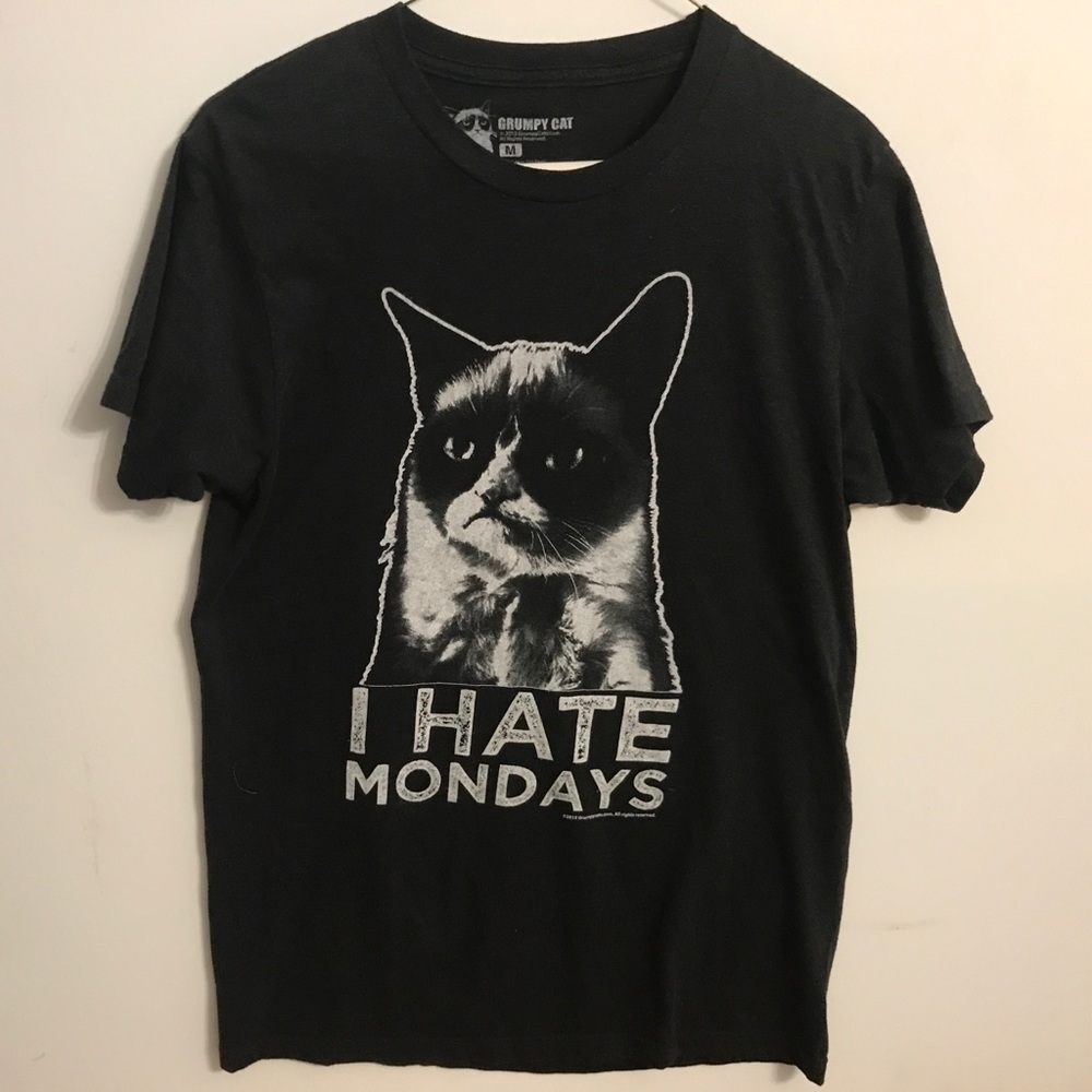 Grumpy Cat T-shirt "I HATE MONDAYS" - Med / Black